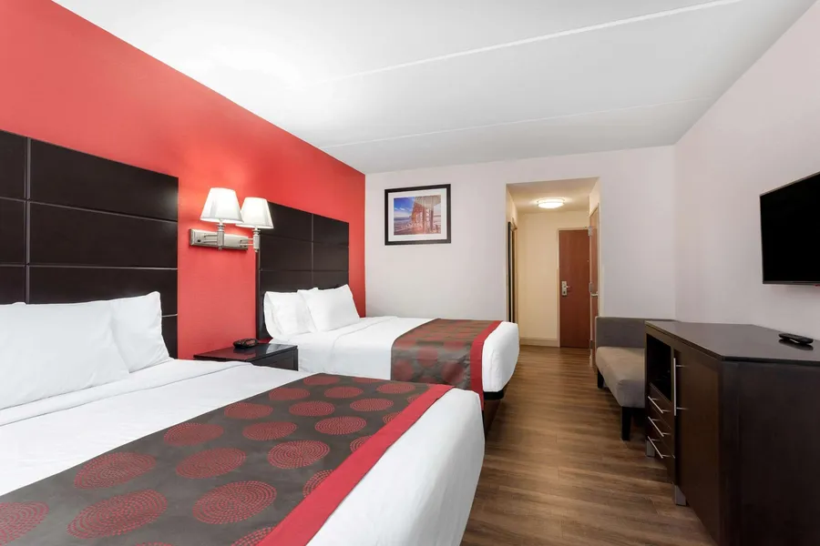 Ramada by Wyndham Panama City hotel detail image 6
