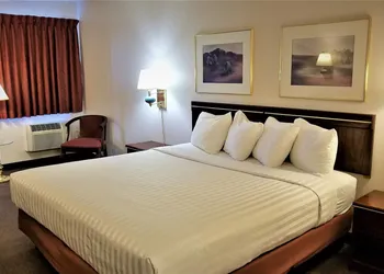 Motel 8 Laramie hotel thumbnail 8