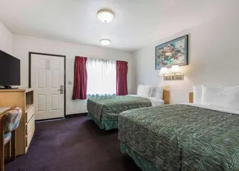 Rodeway Inn Beaumont 1-10 hotel thumbnail 5