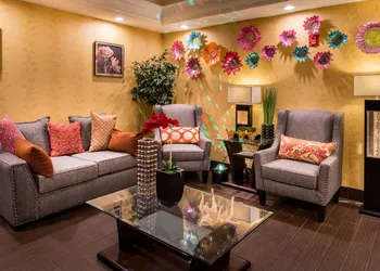 Inn of the Dove Romantic Suites with Jetted Tub & Fireplace hotel thumbnail 2