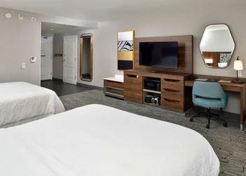 Hampton Inn & Suites Las Vegas Airport hotel thumbnail 5