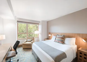 Cedarbrook Lodge hotel thumbnail 6