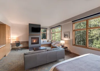 Cedarbrook Lodge hotel thumbnail 8