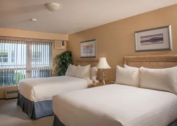 Hilltop Inn hotel thumbnail 3