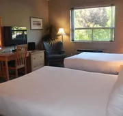 Hilltop Inn hotel detail image 7