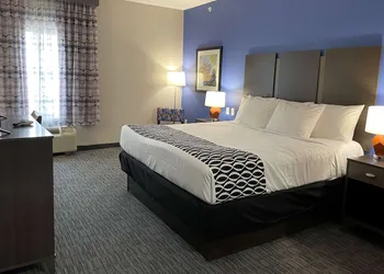 La Quinta Inn and Suites by Wyndham Schertz-San Antonio-Selma hotel thumbnail 7