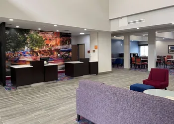 La Quinta Inn and Suites by Wyndham Schertz-San Antonio-Selma hotel thumbnail 4