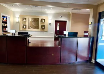 Comfort Inn & Suites Fort Walton Beach - Destin West hotel thumbnail 4