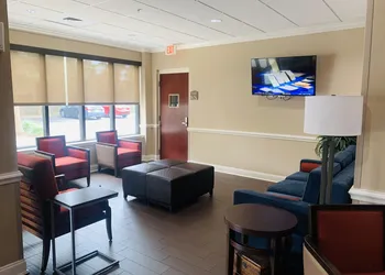 Comfort Inn & Suites Fort Walton Beach - Destin West hotel thumbnail 6