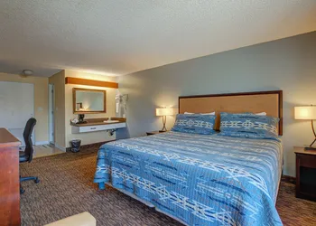 Columbia Gorge Inn hotel thumbnail 5
