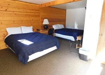 Packwood Inn hotel thumbnail 5