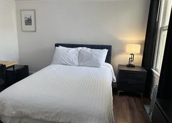 Hotel Ikon hotel thumbnail 8