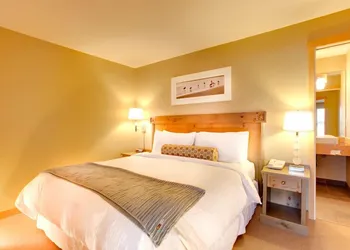 Kingfisher Pacific Resort and Spa hotel thumbnail 4