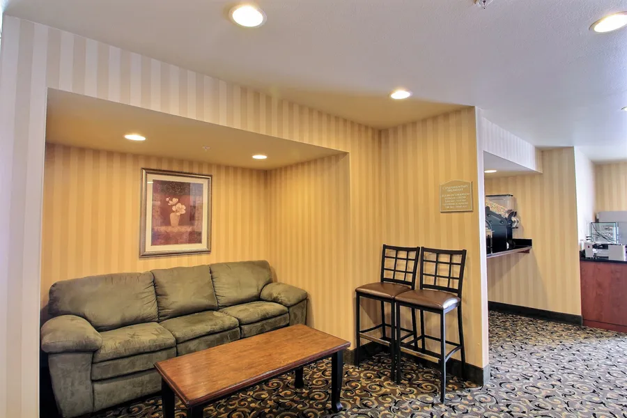 Cobblestone Inn & Suites - Brillion hotel detail image 2
