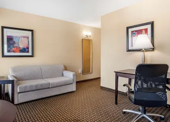 Best Western Plus Philadelphia Airport S. At Widener Univ. hotel thumbnail 8
