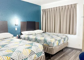 Studio 6 Grand Prairie, TX hotel thumbnail 7