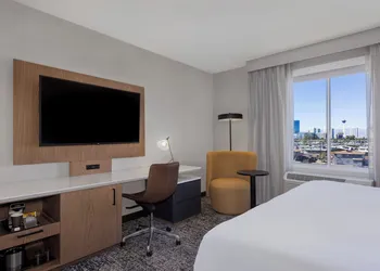 DoubleTree by Hilton Las Vegas East Flamingo hotel thumbnail 7