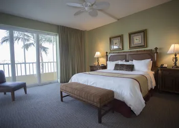 Vanderbilt Beach Resort hotel thumbnail 2