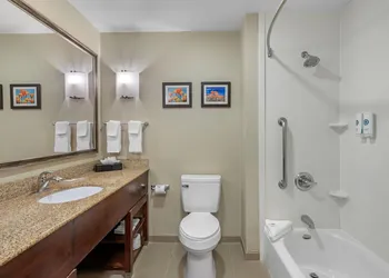 Comfort Suites Ontario Airport Convention Center hotel thumbnail 8