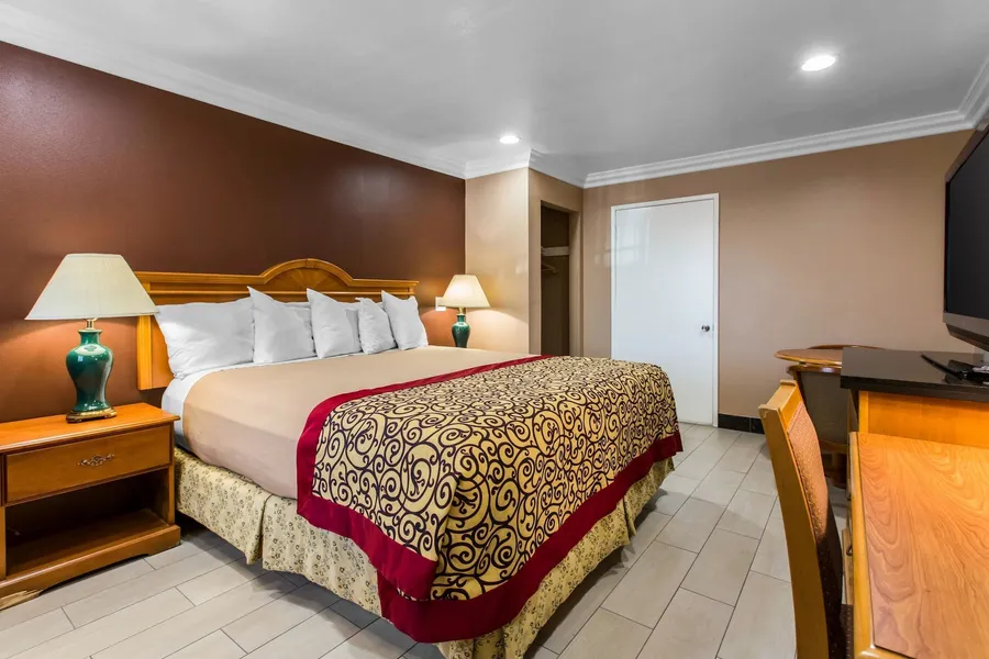 Rodeway Inn Cypress - Buena Park hotel detail image 6