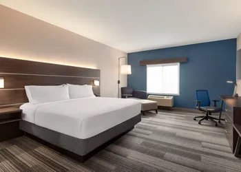 Holiday Inn Express Hotel & Suites Denver Airport by IHG hotel thumbnail 4
