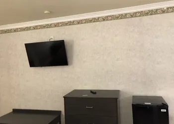 Travelers Inn hotel thumbnail 6