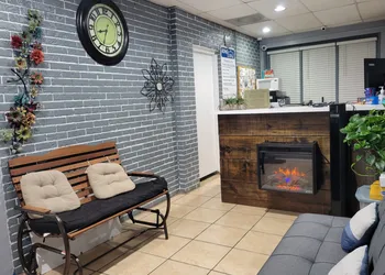 Homelodge hotel thumbnail 3