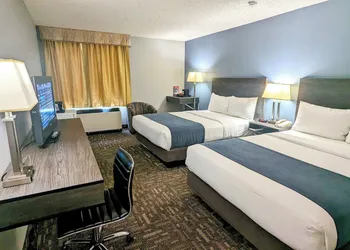 Crestwood Hotel hotel thumbnail 5