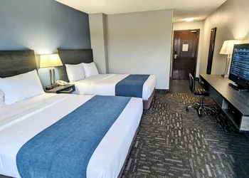 Crestwood Hotel hotel thumbnail 6