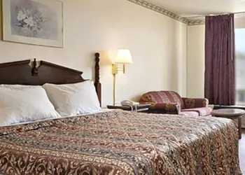Royal Extended Stay Alcoa hotel thumbnail 4