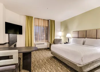 Candlewood Suites Portland Airport by IHG hotel thumbnail 4