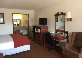 Interstate Motel Guthrie hotel thumbnail 6