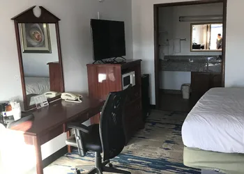 Interstate Motel Guthrie hotel thumbnail 8