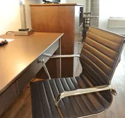 Econo Lodge Inn & Suites hotel detail image 4