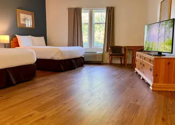 Stone Willow Inn hotel thumbnail 8