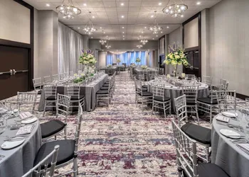 Renaissance by Marriott Boston Patriot Place Hotel hotel thumbnail 5
