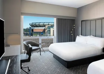 Renaissance by Marriott Boston Patriot Place Hotel hotel thumbnail 7