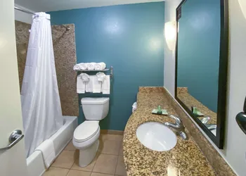 Sleep Inn And Suites Pearland - Houston South hotel thumbnail 8