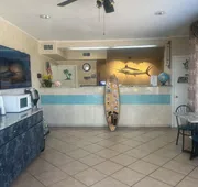 Hole Inn the Wall Hotel - Fort Walton Beach - Sunset Plaza - nearby Beaches & Hurlburt hotel detail image 3