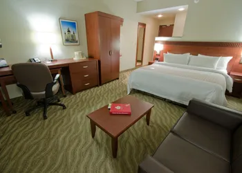 Canad Inns Destination Centre Garden City hotel thumbnail 5