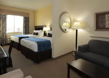 Comfort Suites Seabrook - La Porte - Kemah hotel thumbnail 7