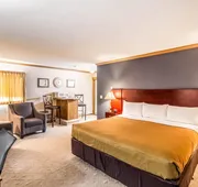 Econo Lodge Valley City hotel detail image 7