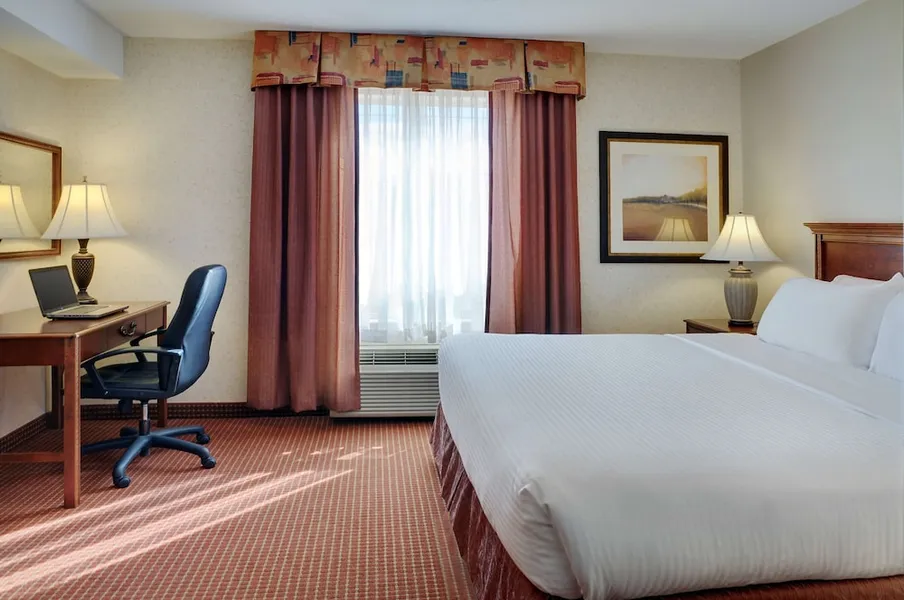 Coast Grimshaw Hotel & Suites hotel detail image 6