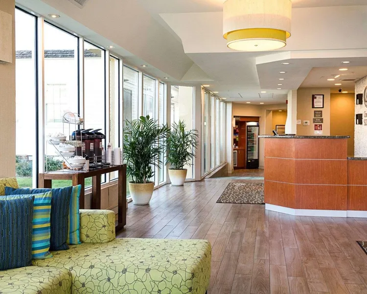 Comfort Suites Beachfront hotel detail image 2