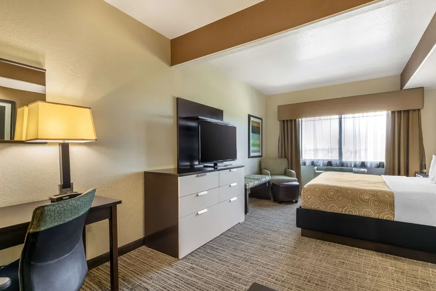Best Western Plus Lackland Hotel & Suites hotel detail image 6