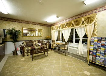 Executive Inn And Suites hotel thumbnail 2