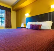 Executive Inn And Suites hotel detail image 4