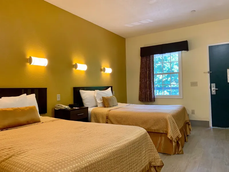 Executive Inn And Suites hotel detail image 6