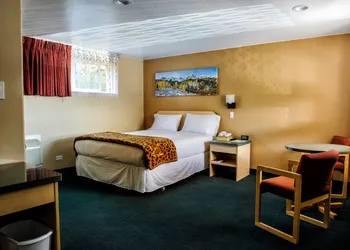 Glenwood Springs Inn hotel thumbnail 6