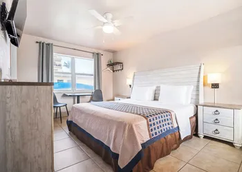 La Terrace Oceanfront hotel thumbnail 6